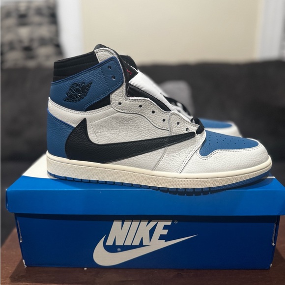 Nike Jordan 1 Retro High OG SP - Picture 2 of 14